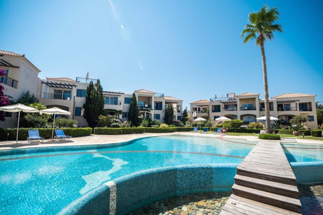 Villa Rodo Pirgos Psilonerou Buitenkant foto
