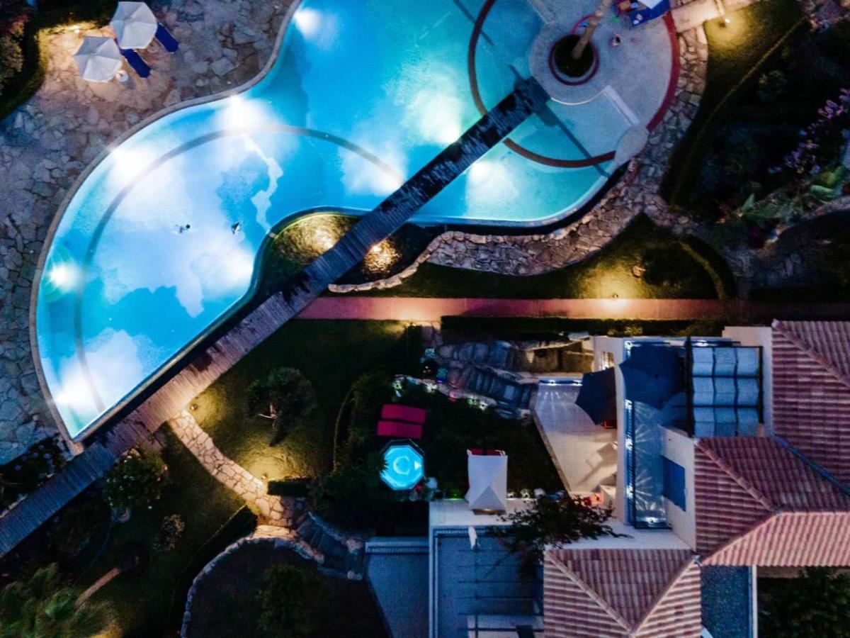 Villa Rodo Pirgos Psilonerou Buitenkant foto