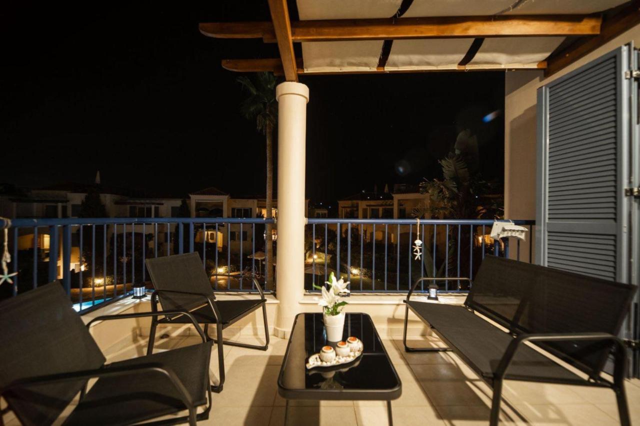 Villa Rodo Pirgos Psilonerou Buitenkant foto