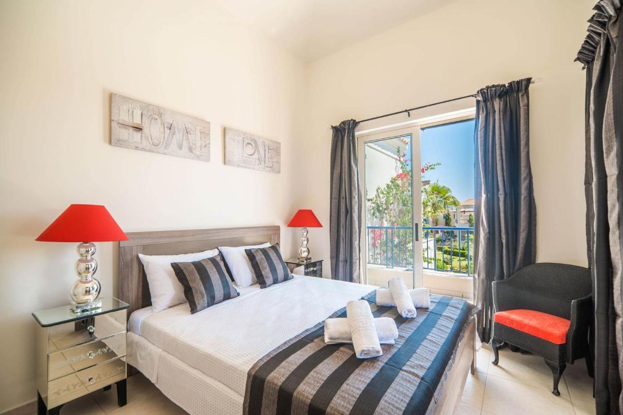 Villa Rodo Pirgos Psilonerou Buitenkant foto